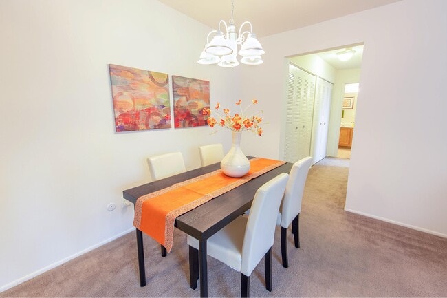 Photo - Medical Center Court