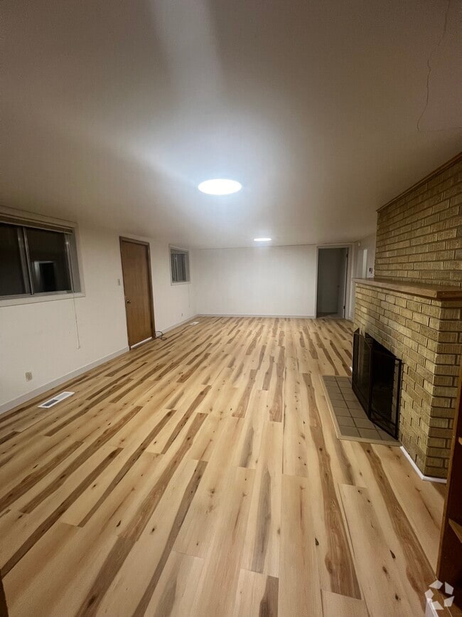 Building Photo - 57 Colgate St Unit Basement Rental