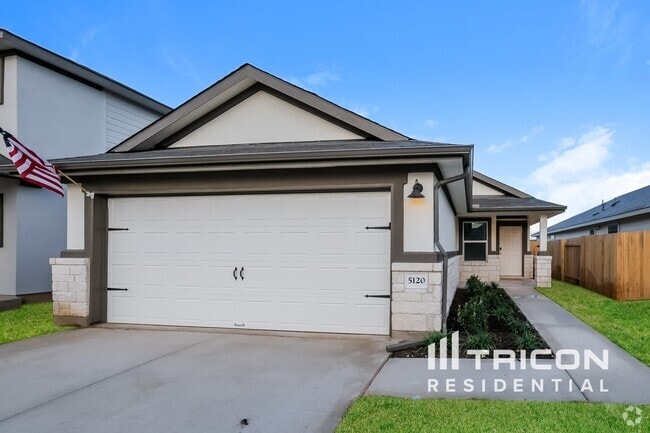 Building Photo - 5120 Saddle Clb Dr Rental