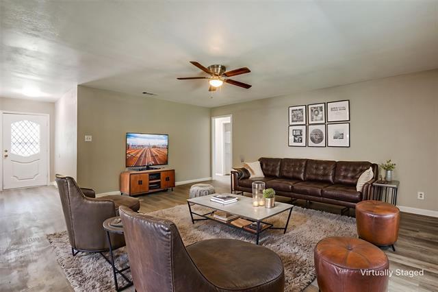 Photo - 1309 White Cir