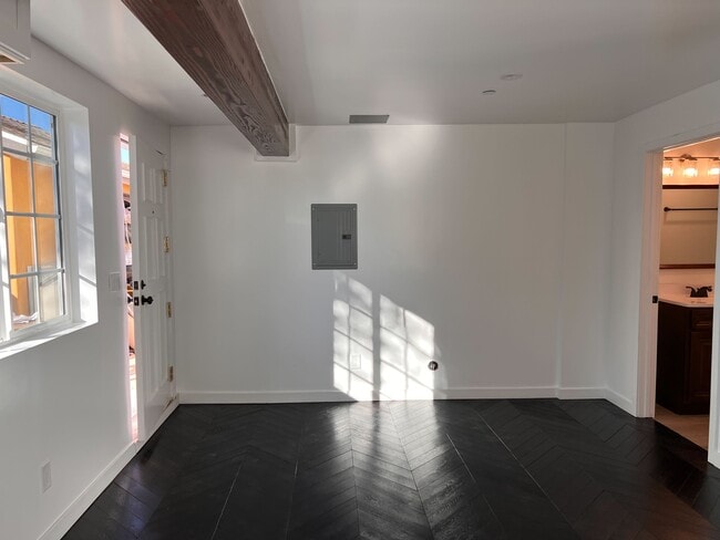 Photo - 10312 Buford Ave