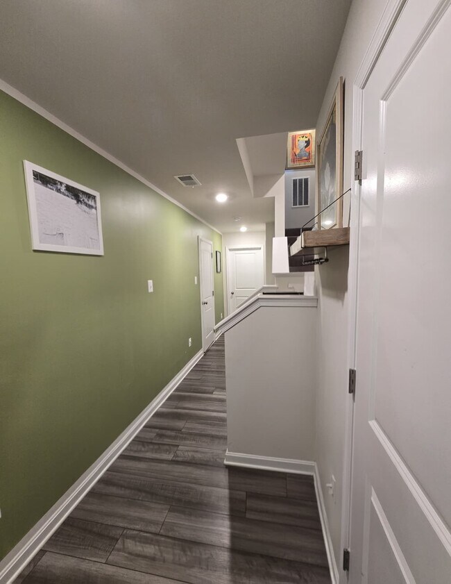 Photo - 106 Extrovert Dr