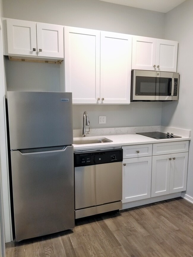 Photo - 5240 N Winthrop Ave Unit 315