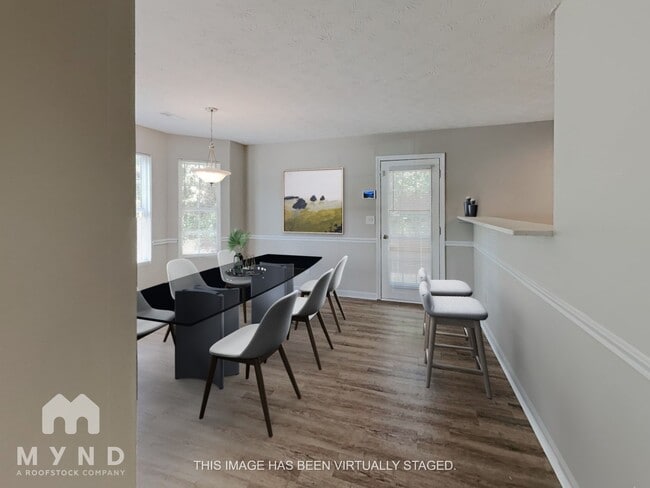 Photo - 305 Carter Ave