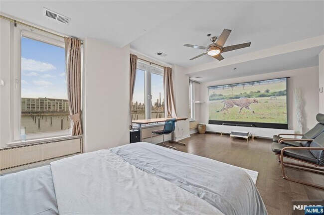 Photo - 600 Harbor Blvd Unit 815