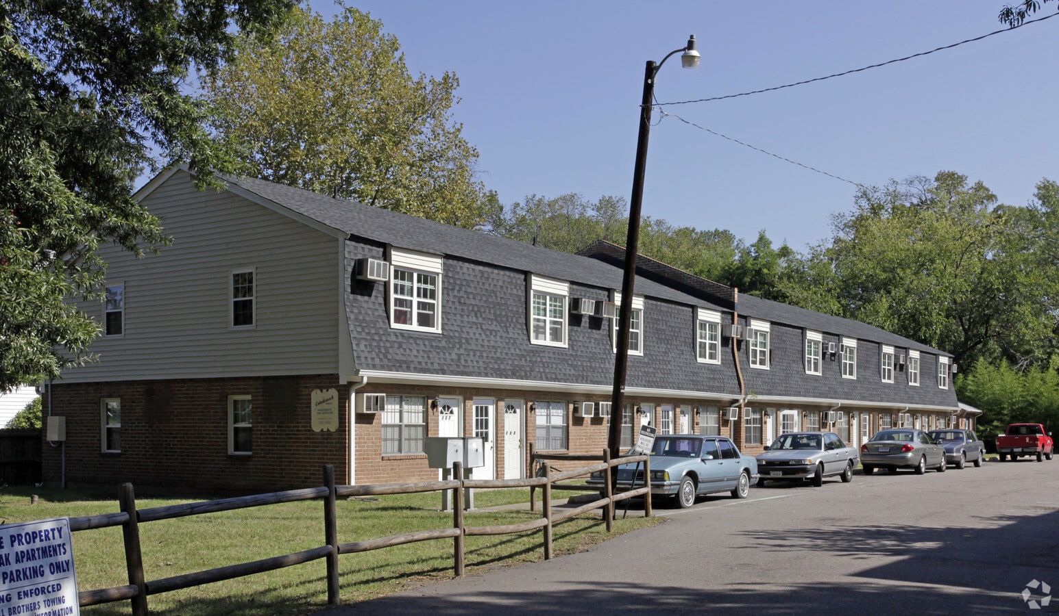 Estratbrook North - Estratbrook North Apartments