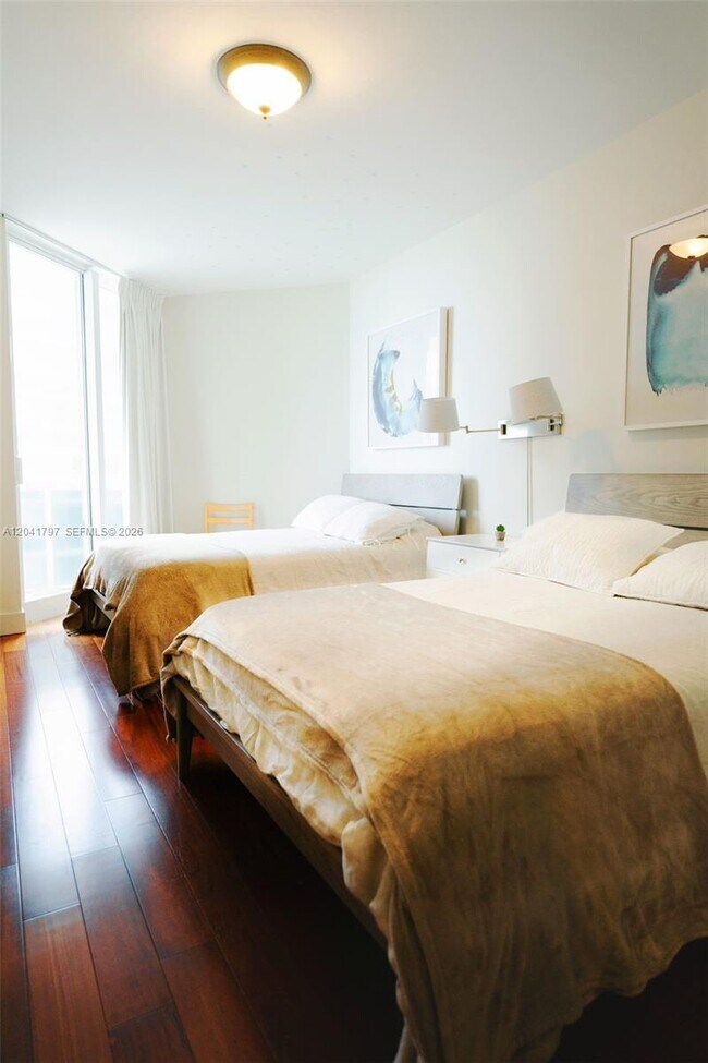9595 Collins Ave Unit N9-C