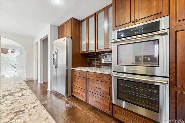 4 Box Tree Rd