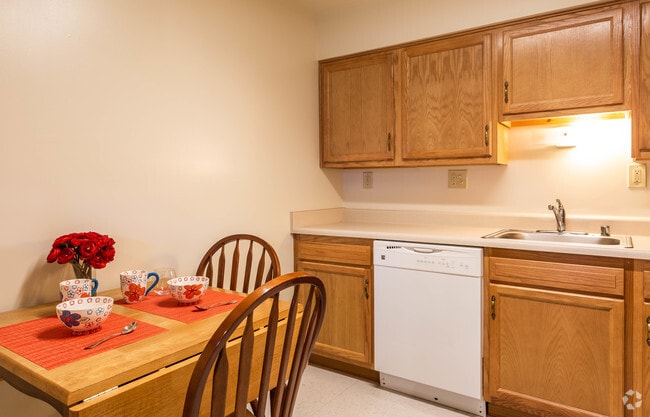 2BR, 1BA - 808-863 SF