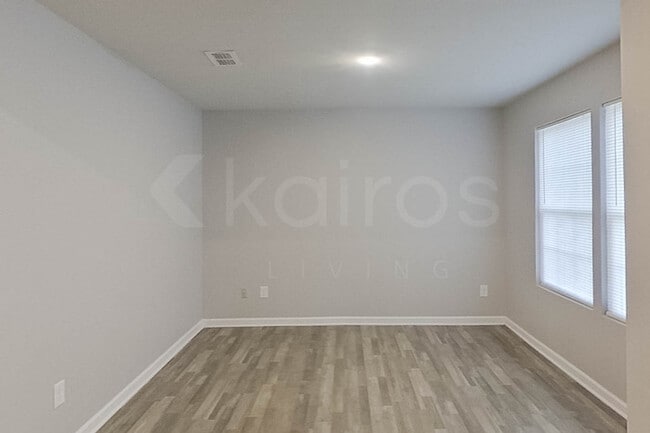 Photo - 164 Martin Mill Trail