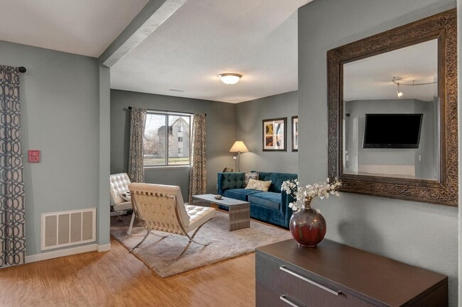 Photo - River's Cove