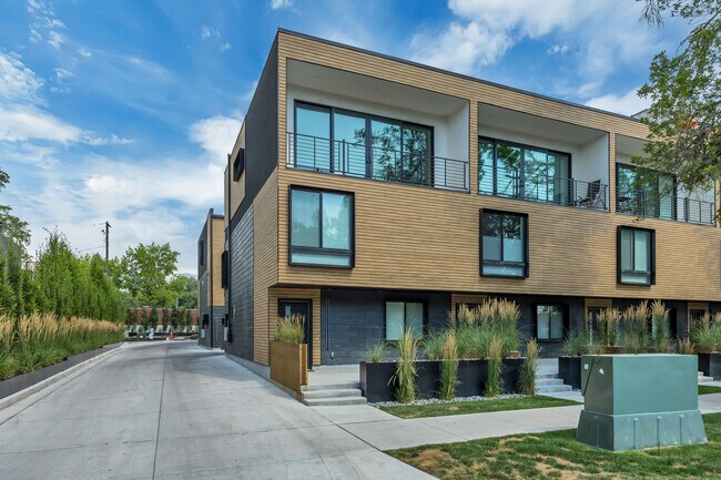 Photo - 833 S 800 E Townhome
