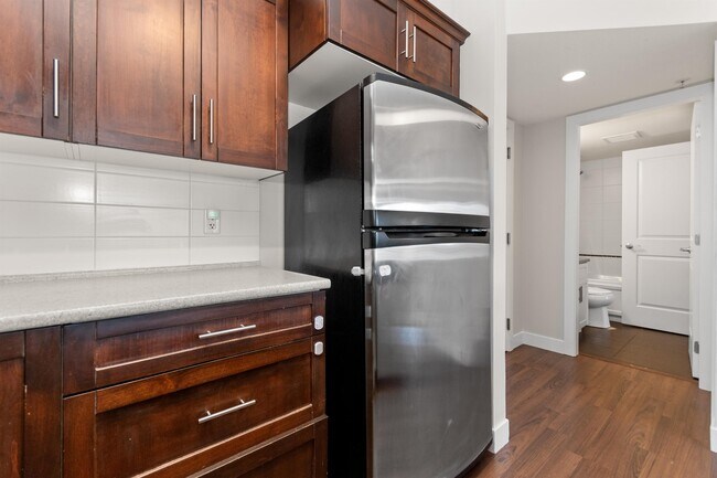 Photo - 46289-46289 Yale Rd