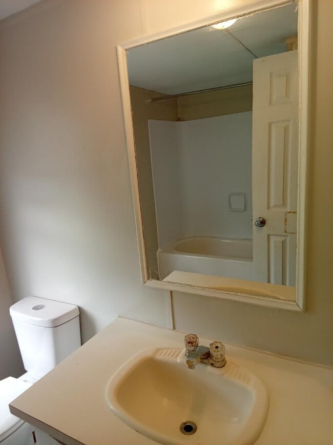 Photo - 2504 Winston Churchill Dr