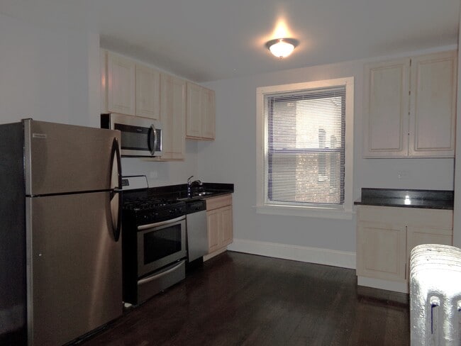 Photo - 3604 W Sunnyside Ave Unit 2