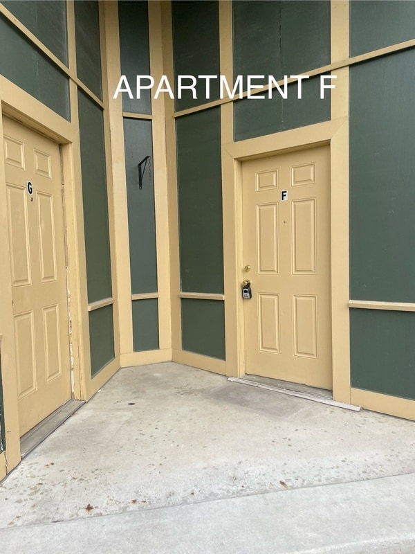Photo - 102 N Main St Unit F