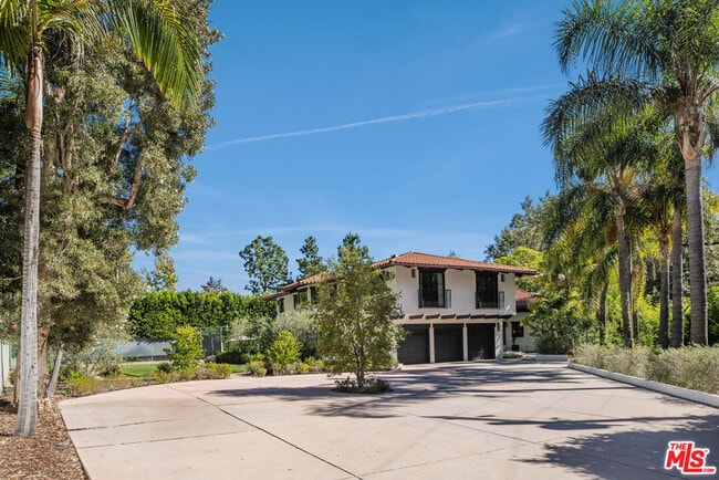 Photo - 7651 Willow Glen Rd
