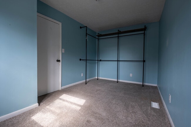 Photo - 175 Gillette Ave Unidad 1