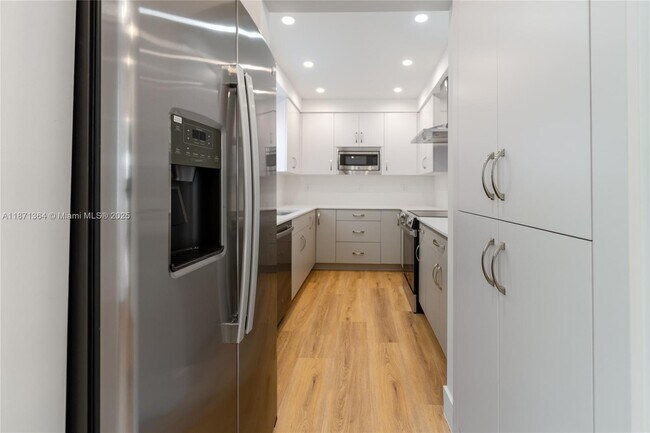 Photo - 3160 S Le Jeune Rd Unit 3160