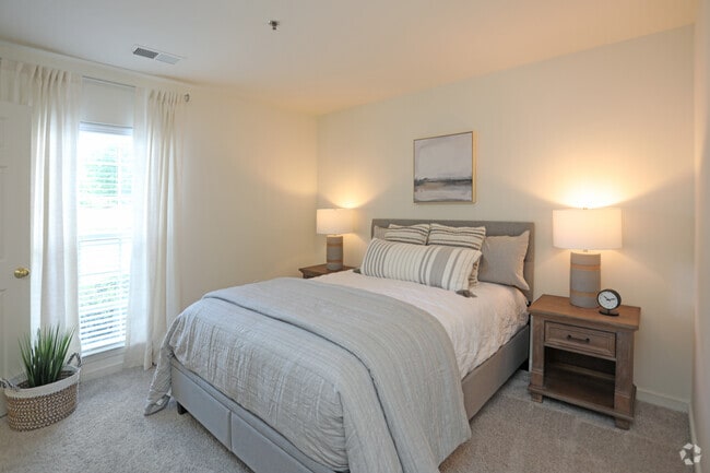 Photo - Overlook at Stonemill