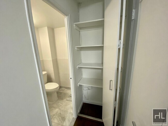 Photo - E 16 ST Unidad 16G