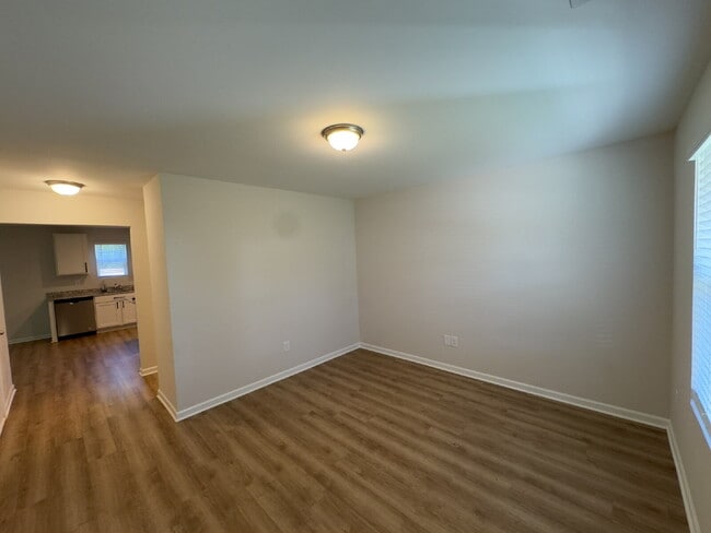 Photo - 4 bedroom home in Seneca