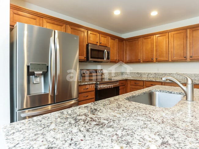 Photo - 6736 Stone St SE