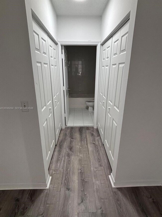 Photo - 2440 E Preserve Way Unidad 303
