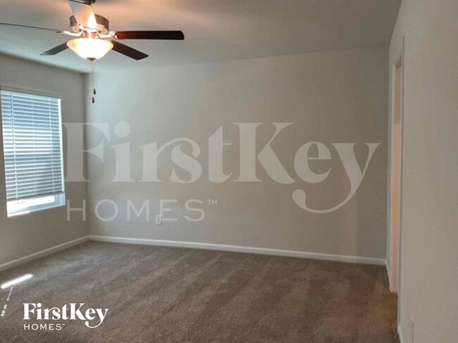 Photo - 10743 Rivergate Dr NW