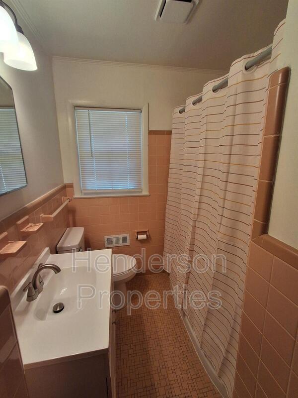Photo - 1317 Ross Dr