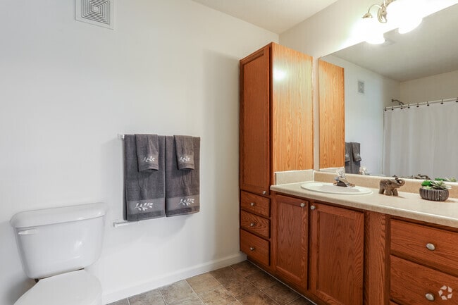 The Brookgate - 2 Bed/ 2 Bath - 1,012