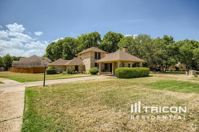 Building Photo - 830 Mill Creek Cir Rental