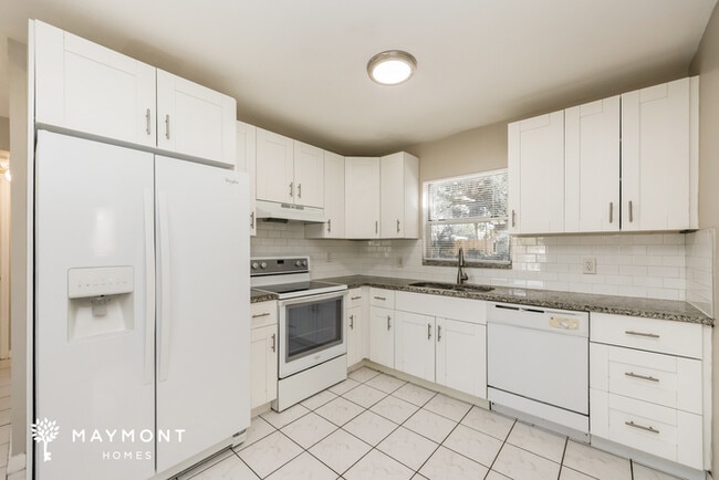 Photo - 4772 54th Ave N