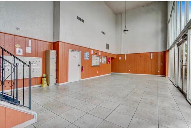 Photo - 1926 Honour Rd Unit 3