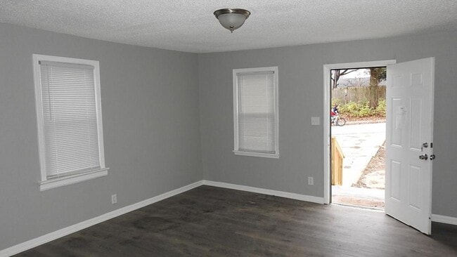 Photo - 2222 S Arlington Ave