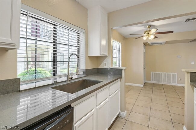 Photo - 4860 Nara Vista Way Unit 102