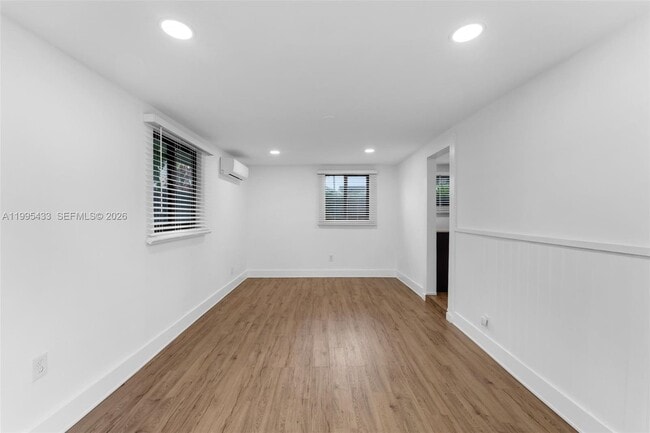 Photo - 5790 SW 5th St Unidad REAR