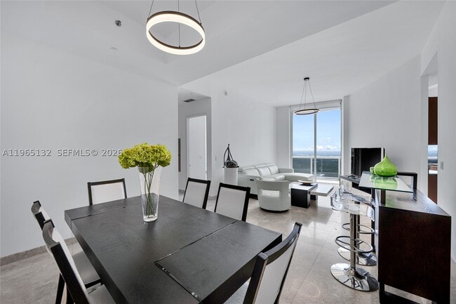 Building Photo - 16001 Collins Ave Unit 3805