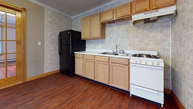 Photo - 372-374-374 Arch St Unidad C