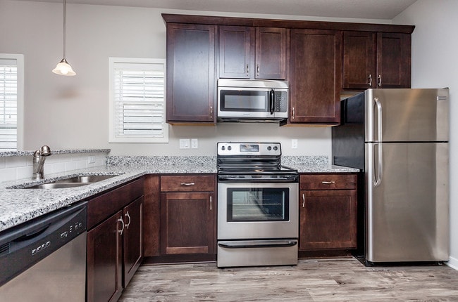Photo - 2071 SW Cascade Falls Dr
