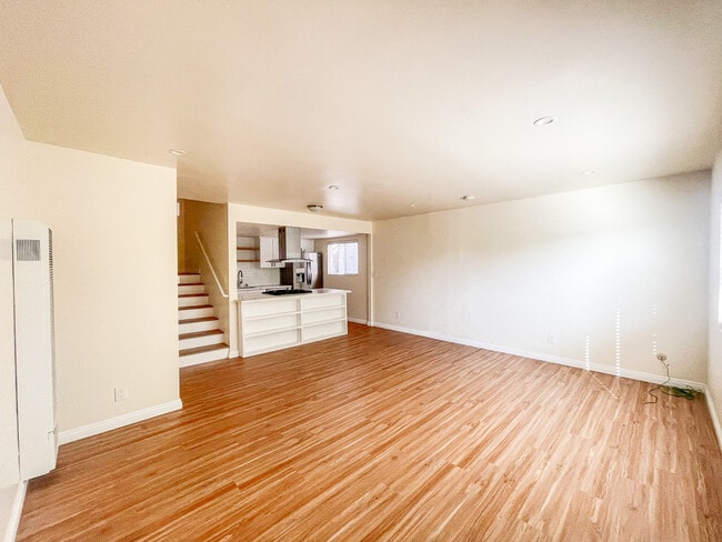 Photo - 311 W Palm Ave