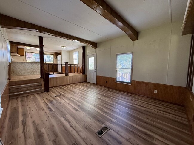 Photo - 2 Bedroom 1 Bath Mobile Home in Greeneville, TN