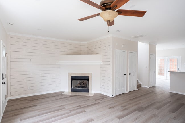 Photo - 6107 Margaret Ct