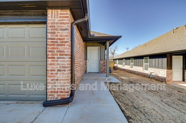 Photo - 11603 Mackenzie Wy