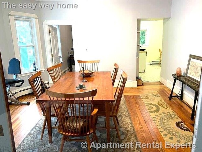 Photo - 37 Charnwood Rd Unit #1