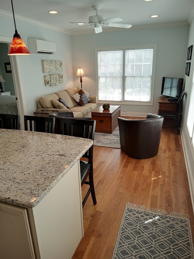 Photo - 234 Pearl St Unit Carriage House Apartment