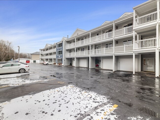 Photo - 190 S Quinsigamond Ave Unit 108