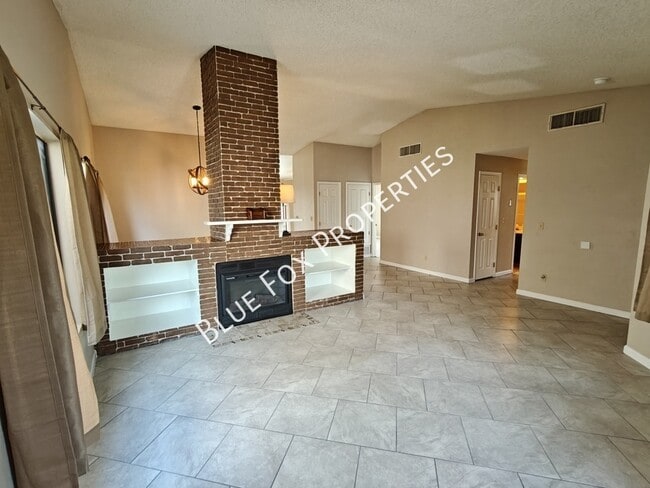 Photo - 5189 W Aquamarine St