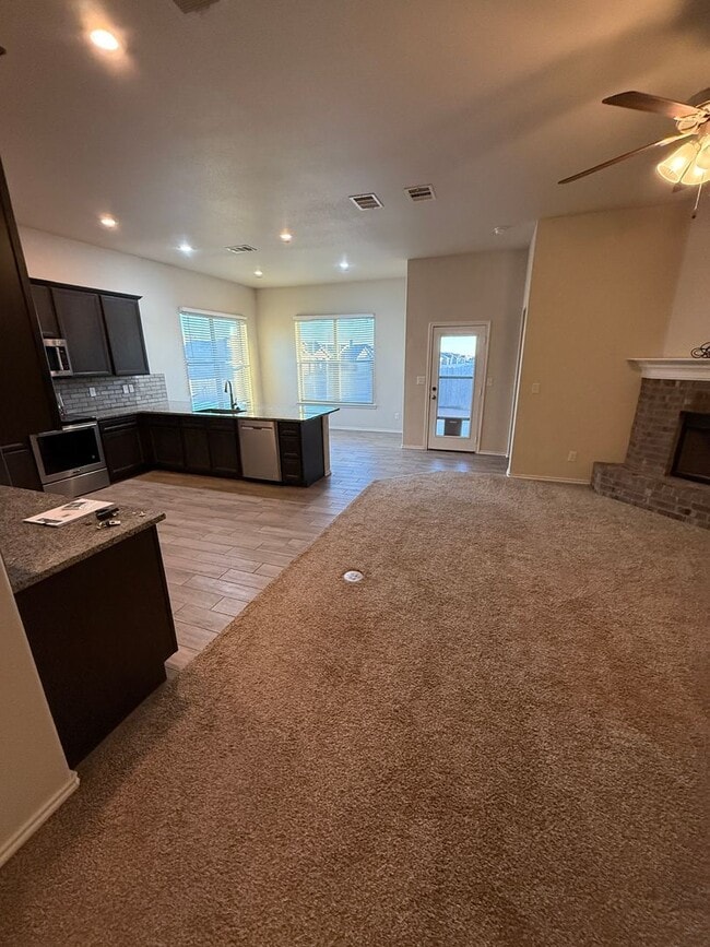 Building Photo - Available Now! 4/2/2 in Frenship ISD