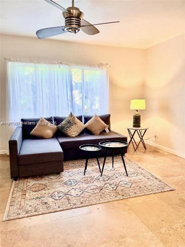 Photo - 717 NE 16th Ave Unit 717A